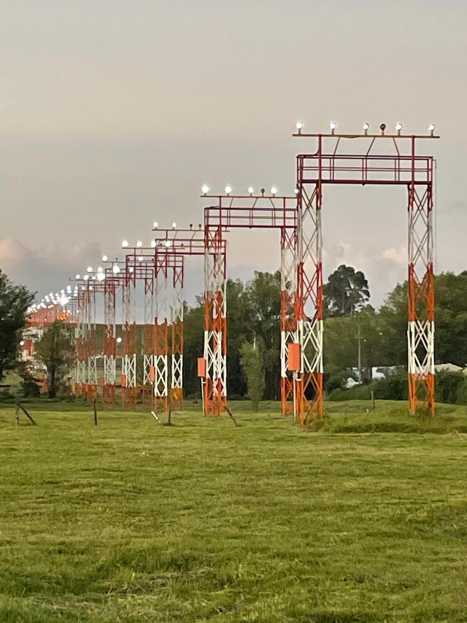 Instalación de Luces de Eje de Pista (TDZ)